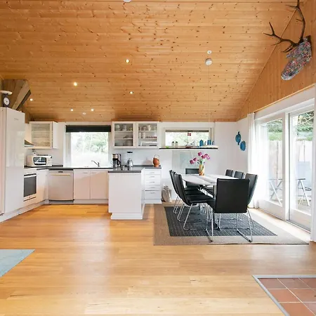 Cozy Retreat With Sauna - By Traum